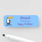 Niedliche Happy Toucan Cartoon-Abbildung Namensschild (Beispiel)
