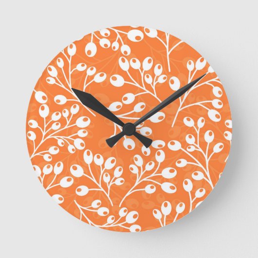 Niedliche Herbstbeeren aus Orange und Weiß Runde Wanduhr (Vorderseite)