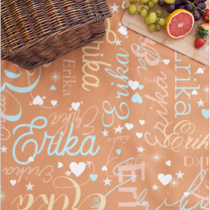 Niedliche Herzen und Sterne mit Namen auf Apricot  Fleecedecke