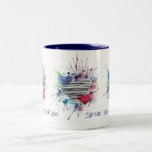 Niedliche Herzen und Waschen in Aquarellen Zweifarbige Tasse (Mittel)