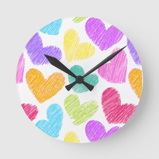 Niedliche Herzpastel Valentine Liebe Muster Runde Wanduhr (Vorderseite)