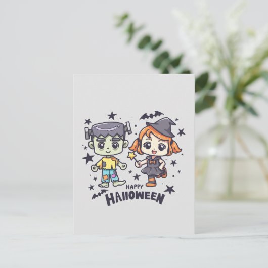 Niedliche Hexe Girl and Mischievous Zombie Boy Postkarte (Stehend Vorderseite)
