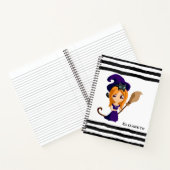 Niedliche Hexe im Lila HutHalloween Notizblock (Innenseite)