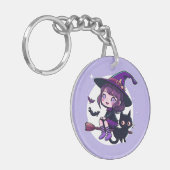 Niedliche Hexe mit einem Broom Black Cat Bats Moon Schlüsselanhänger (Vorderseite links)