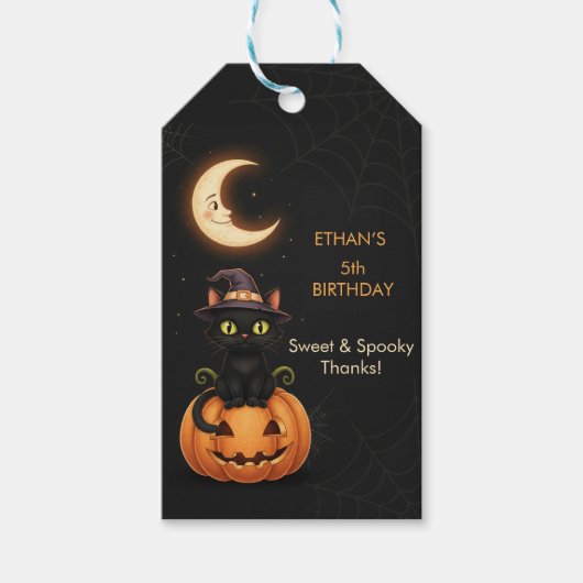 Niedliche Hexenkatze und Pumpkin Geburtstag Geschenkanhänger (Vorderseite)