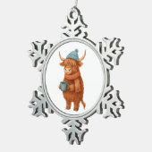 Niedliche Hochlandkuh mit Kaffee - Gemütlich Winte Schneeflocken Zinn-Ornament (Rechts)