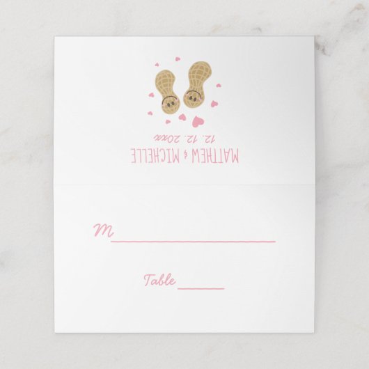 Niedliche Hochzeit mit lustigen Nüssen Platzkarte (Außenseite Aufgefaltet)