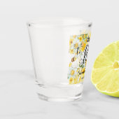Niedliche Honigbienen Hochzeit mit gelber Blüte Schnapsglas (Links)