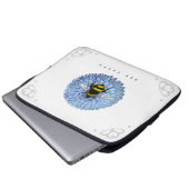 Niedliche Hummeln auf Blaue Blume Laptopschutzhülle (Vorne Knopf)