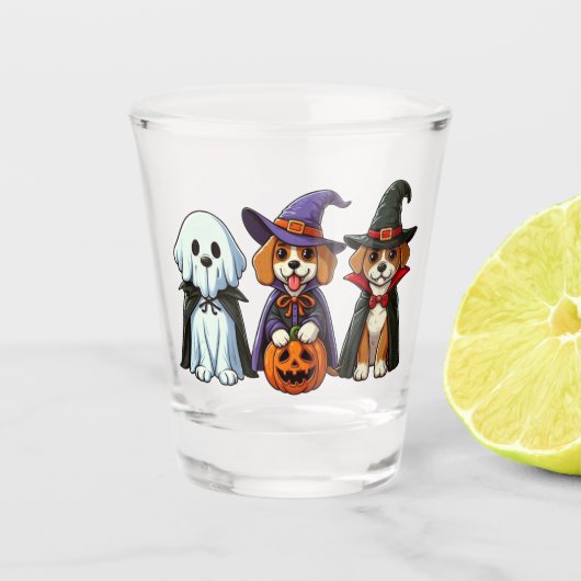 Niedliche Hunde als Geist, Hexe und Vampir Schnapsglas (Vorderseite)