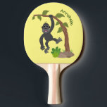 Niedliche Illustration des Baby Gorilla Cartoon Tischtennis Schläger<br><div class="desc">Dieser niedliche Gorilla-Jungster hängt von einem Baumzweig. Gezeichnet im niedlichen Cartoon-Illustrationsstil.</div>