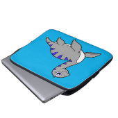 Niedliche Illustration eines Loch Ness Monsters. Laptopschutzhülle (Vorne Knopf)