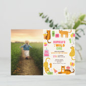 Niedliche illustrierte Wildtiere zum ersten Geburt Einladung (Stehend Vorderseite)