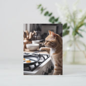Niedliche Ingwer Cat Kocheier zum Frühstück Postkarte (Stehend Vorderseite)
