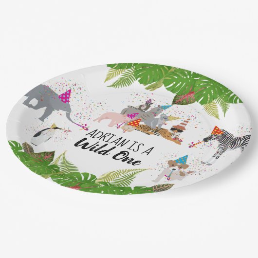 Niedliche Jungtiere im Party Wild One Pappteller (Schrägansicht)