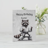 Niedliche Kampfkunst Raccoon Custom Geburtstag Karte (Stehend Vorderseite)