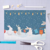 Niedliche Kaninchen Lattern Parade durch Schnee We Seidenpapier (Handwerk)