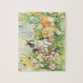 Niedliche Kätzchen im Blumengarten Puzzle (Vertikal)