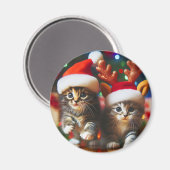 Niedliche Kätzchen mit dem Weihnachtsmann und Rent Magnet (Vorderseite/Rückseite)
