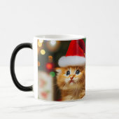 Niedliche Kätzchen mit dem Weihnachtsmann und Rent Verwandlungstasse (Links)