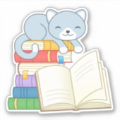 Niedliche Katze auf einem Buchstapel Aufkleber (Vorderseite)