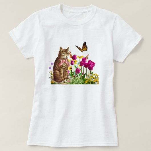 Niedliche Katze im Blumengarten mit Schmetterling T-Shirt (Design vorne)