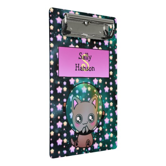 Niedliche Katze im Weltraum schwimmend mit Sternen Mini Klemmbrett (Schrägansicht)