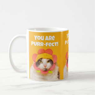 Niedliche Katze in Blume Hat Spaß Kaffeetasse
