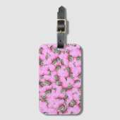 Niedliche Katze in einem rosa Caps-Muster zufällig Gepäckanhänger (Vorderseite Vertikal)