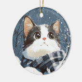 Niedliche Katze kuscheliger Winterschnee Keramik Ornament (Links)