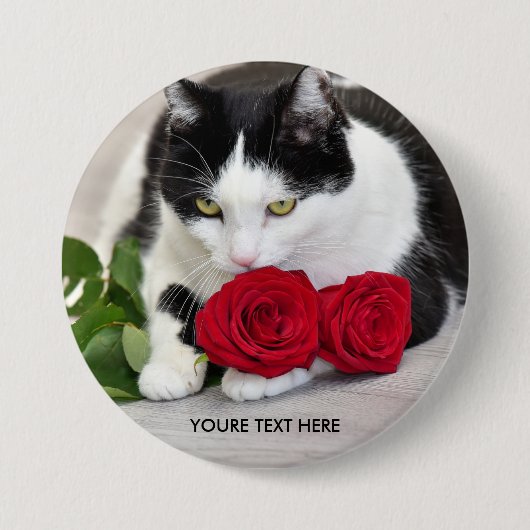 Niedliche Katze mit der Roten Rose Button (Vorderseite)