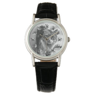 Niedliche Katze mit Katzenspuren Hintergrund Fraue Armbanduhr