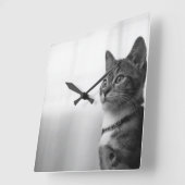 Niedliche Katze Quadratische Wanduhr (Winkel)