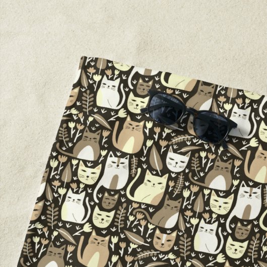 Niedliche Katzen Kätzchen Botanische Blumenneutral Strandtuch (Beispiel)