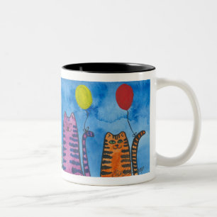 Niedliche Katzen mit Ballonschale Zweifarbige Tasse