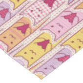 Niedliche Katzen mit liebevollen Herzen Tischdecke (Schrägansicht)