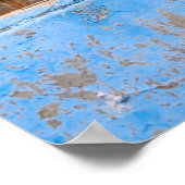 Niedliche Katzenkätzchen in einem Foto mit blauem  Poster (Ecke)