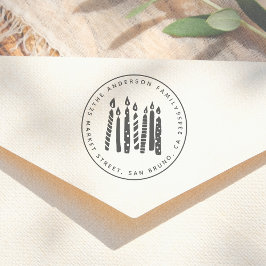 Niedliche Kerzen Rund Familienname und Rücksendead Permastempel