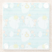 Niedliche Kinder, die auf dem Strandmuster spielen Glasuntersetzer (Rückseite)