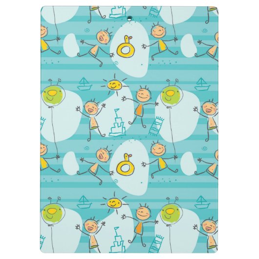 Niedliche Kinder, die auf dem Strandmuster spielen Klemmbrett (Rückseite)