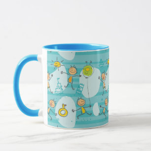 Niedliche Kinder, die auf dem Strandmuster spielen Tasse