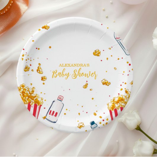 Niedliche Kinderdusche bereit für Pop Pappteller