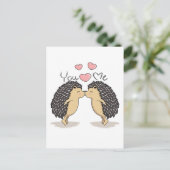 Niedliche Kissing-Igel Postkarte (Stehend Vorderseite)