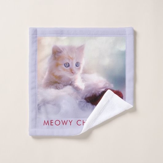 Niedliche Kittenruhe auf einer Weihnachtsmannmütze Badhandtuch Set (Waschlappen)