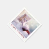 Niedliche Kittenruhe auf einer Weihnachtsmannmütze Serviette (Ecke)