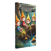 Niedliche kleine Elfen im Fluss Mini Klemmbrett (Schrägansicht)