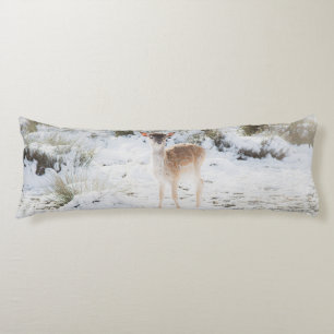 Niedliche kleine Fauna im Winterschnee 1 #animal#a Seitenschläferkissen