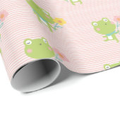 Niedliche kleine Frösche mit Blume auf rosa Streif Geschenkpapier (Rolleneckpunkt)