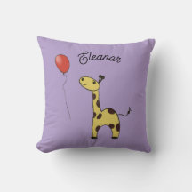 Niedliche kleine Giraffe
