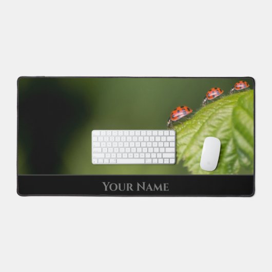 Niedliche kleine glückliche Ladybugs für eine posi Schreibtischunterlage (Tastatur & Maus)